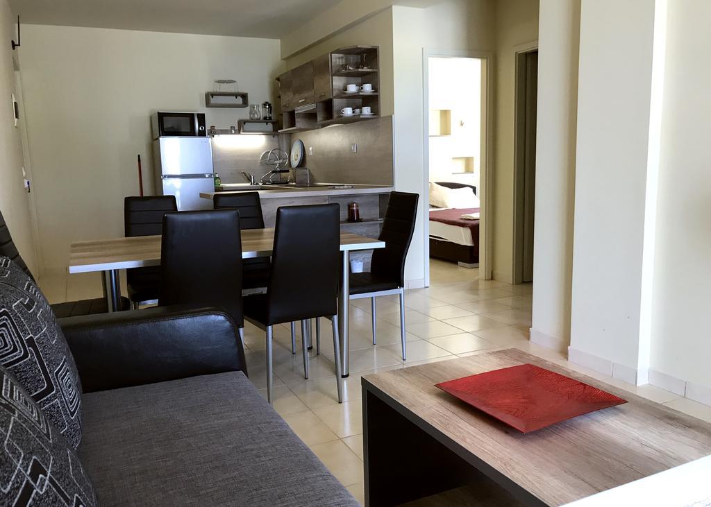 Aparthotel Catamaran Corfu 3*